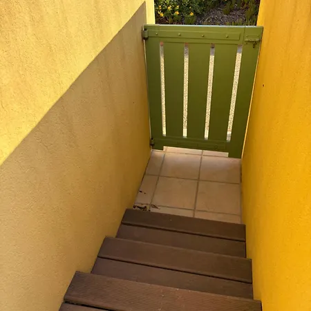 Bord De Face A La Mer, Lumineux, Grande Terrasse, Parking Prive, Climatise