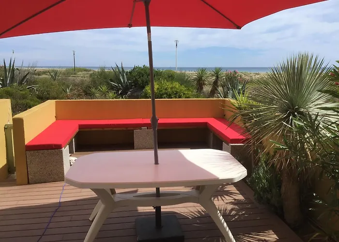 Apartmán Bord De Face A La Mer, Lumineux, Grande Terrasse, Parking Prive, Climatise *
