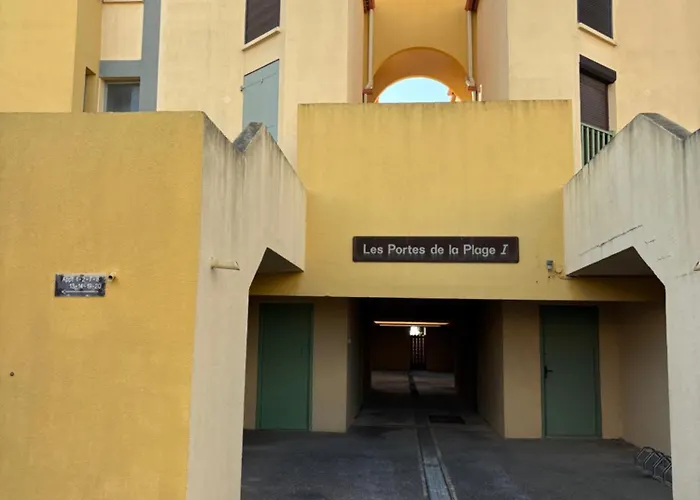 Bord De Face A La Mer, Lumineux, Grande Terrasse, Parking Prive, Climatise Daire *